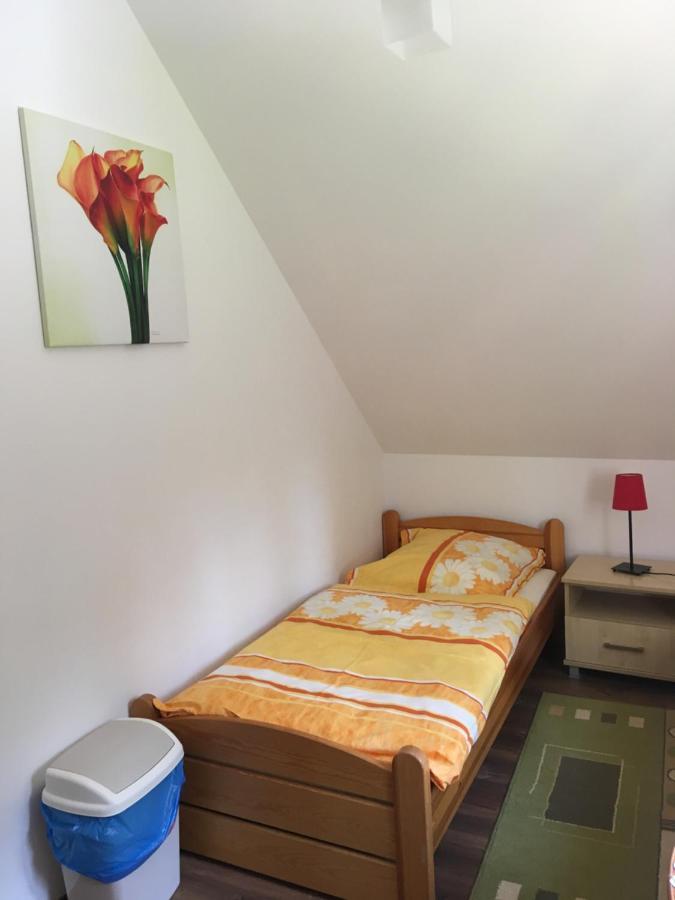 Villa Aurelia Pokoje Goscinne I Domki Letniskowe Mielenko Extérieur photo