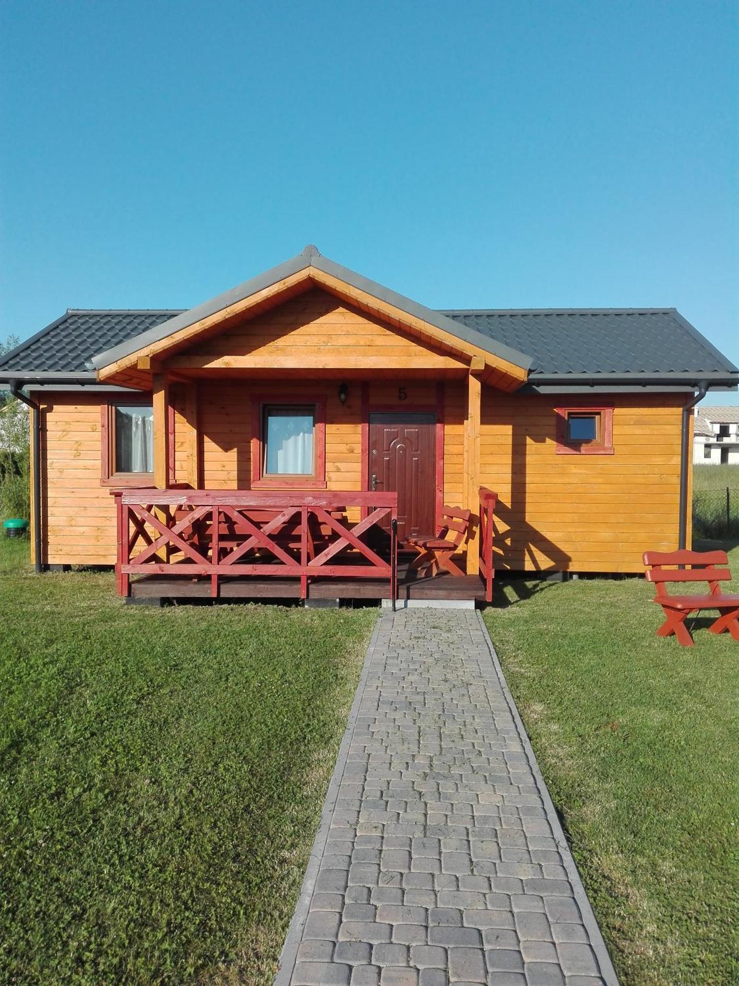 Villa Aurelia Pokoje Goscinne I Domki Letniskowe Mielenko Extérieur photo