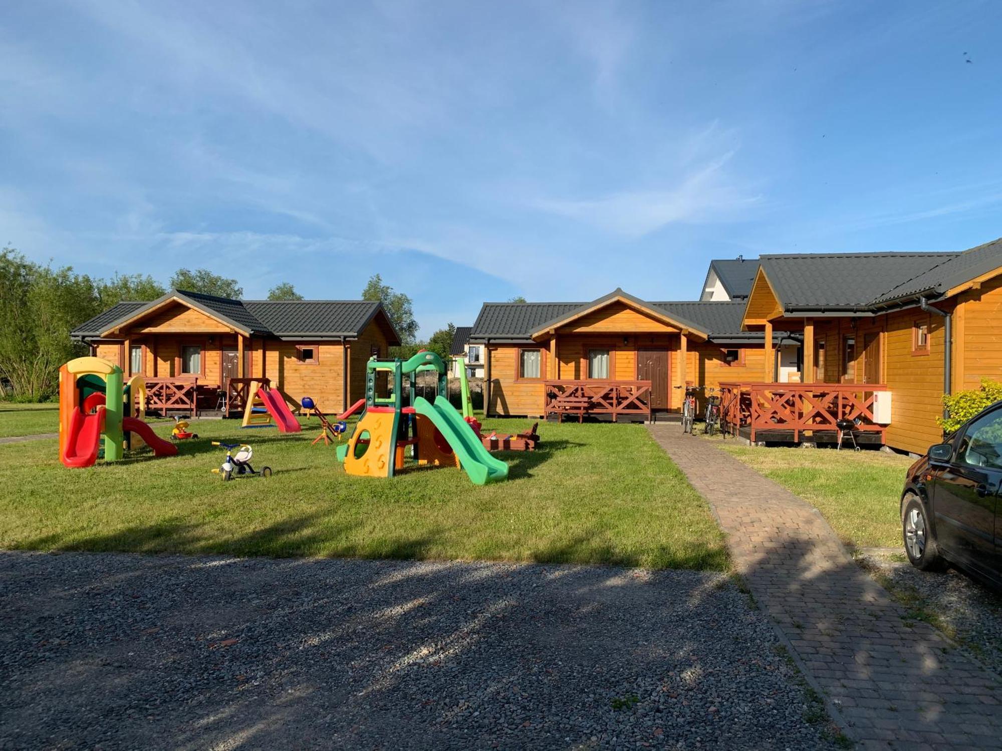 Villa Aurelia Pokoje Goscinne I Domki Letniskowe Mielenko Extérieur photo