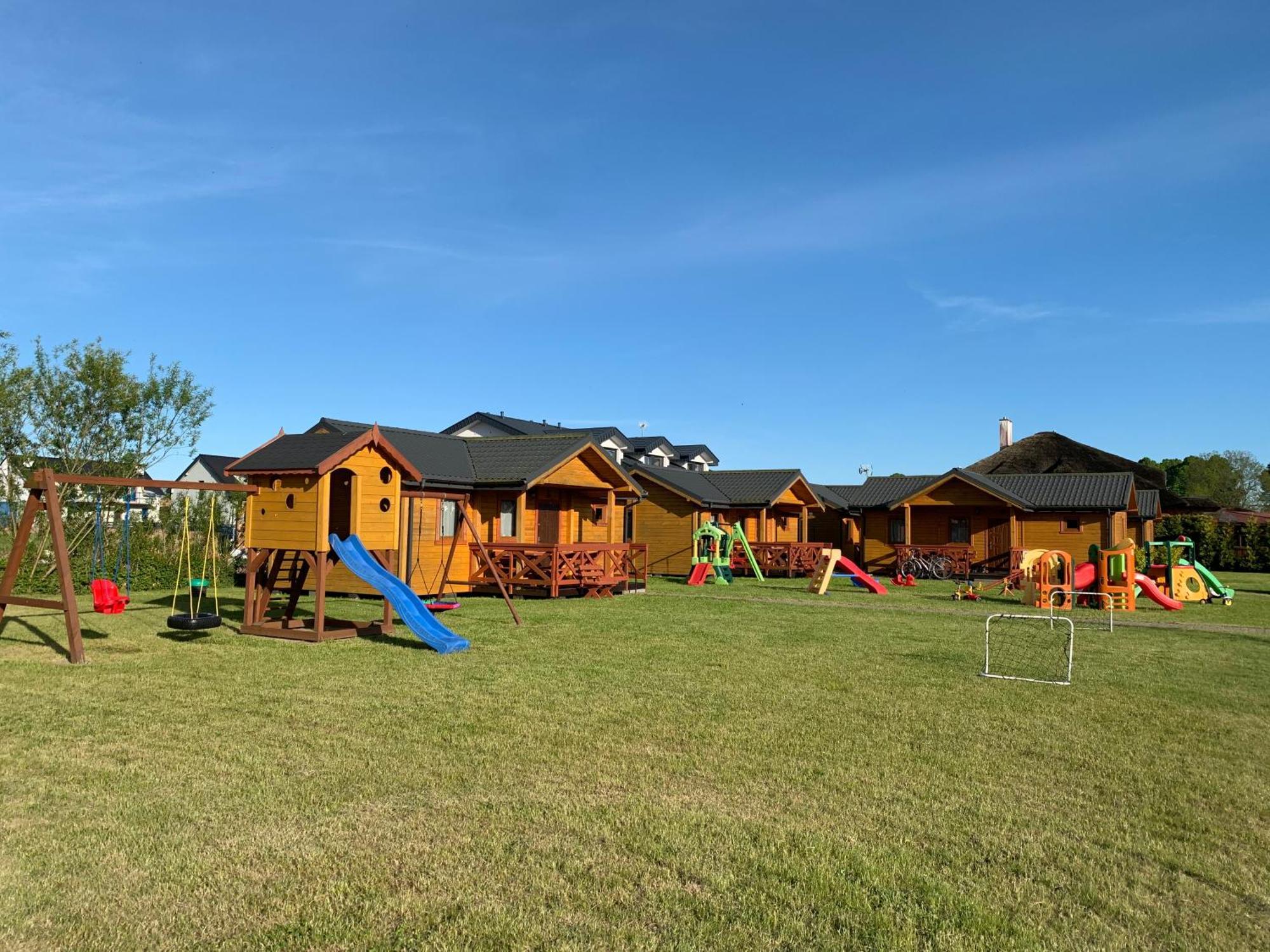 Villa Aurelia Pokoje Goscinne I Domki Letniskowe Mielenko Extérieur photo