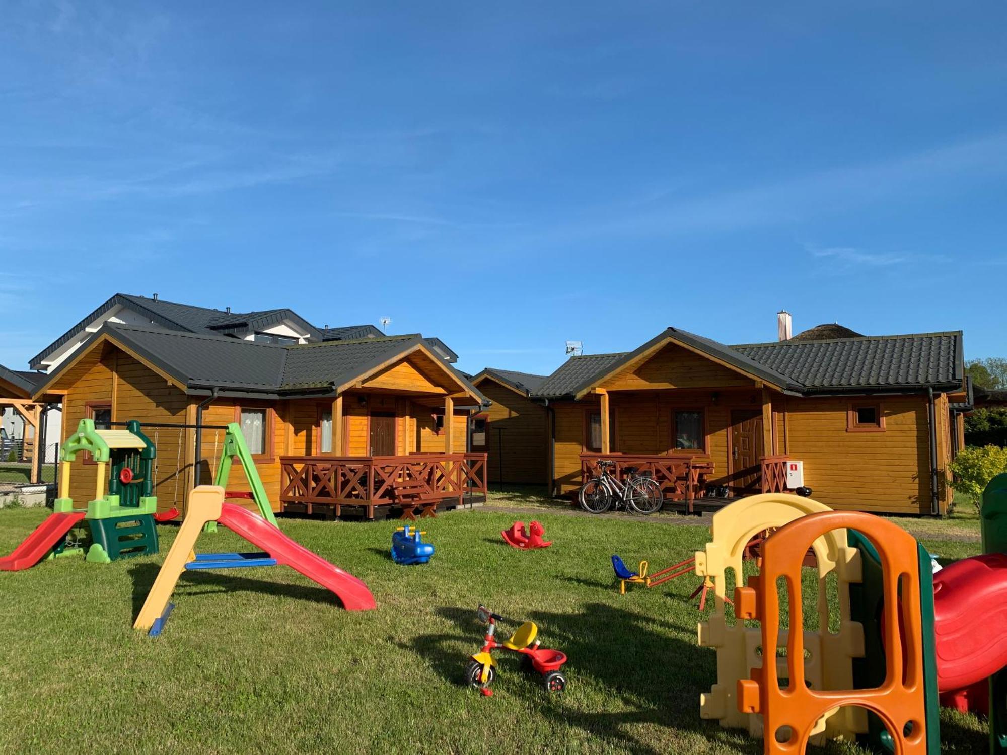 Villa Aurelia Pokoje Goscinne I Domki Letniskowe Mielenko Extérieur photo